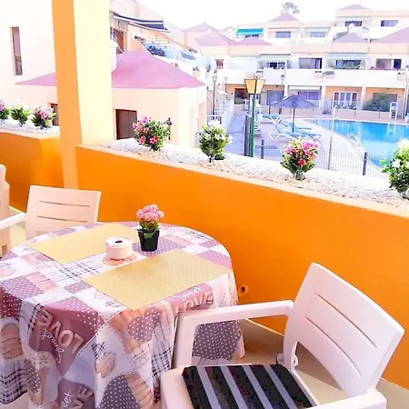 Playa Del Duque - Luxury - 2 Bedrooms 2 Baths Lägenhet