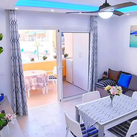 Lägenhet Playa Del Duque - Luxury - 2 Bedrooms 2 Baths