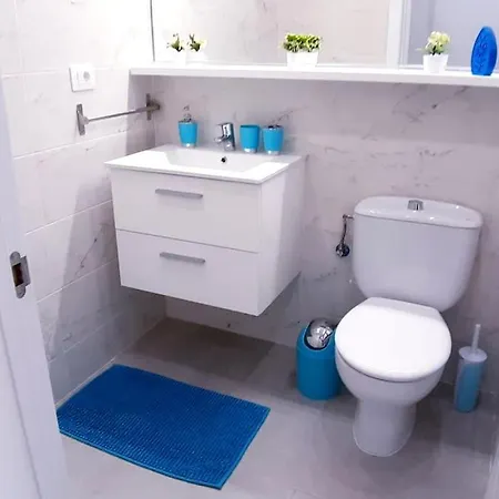 Playa Del Duque - Luxury - 2 Bedrooms 2 Baths